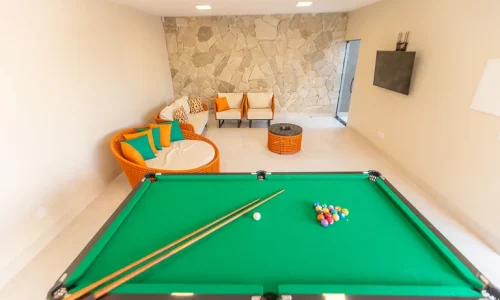 casa-luxuosa-recem-construida-com-piscina-e-hidro (3)