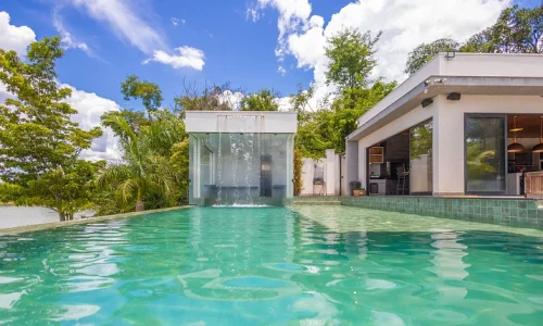 paraiso-a-beira-lago-piscina-e-vista-espetacular (1)