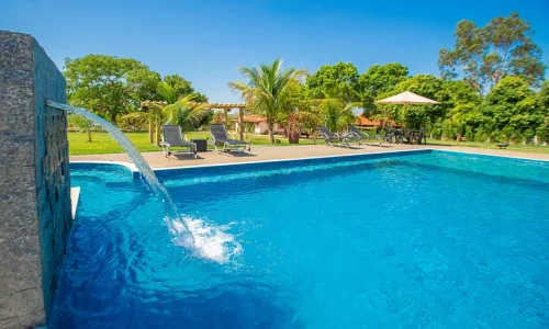 paraiso-familiar-6-quartos-piscina-e-churrasqueira (2)