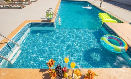 recanto-c-4-suites-piscina-e-area-gourmet (7)