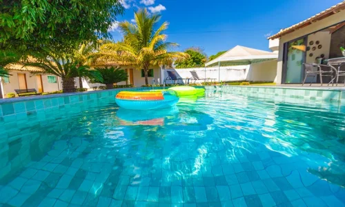 refugio-4-suites-c-piscina-sinuca-e-area-gourmet (4)
