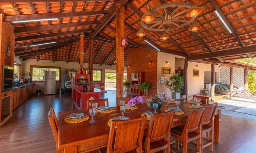 refugio-no-cerrado-com-lago-piscina-e-jacuzzi (5)