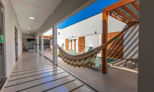 sua-casa-perfeita-c-4-suites-e-piscina-aquecida (8)
